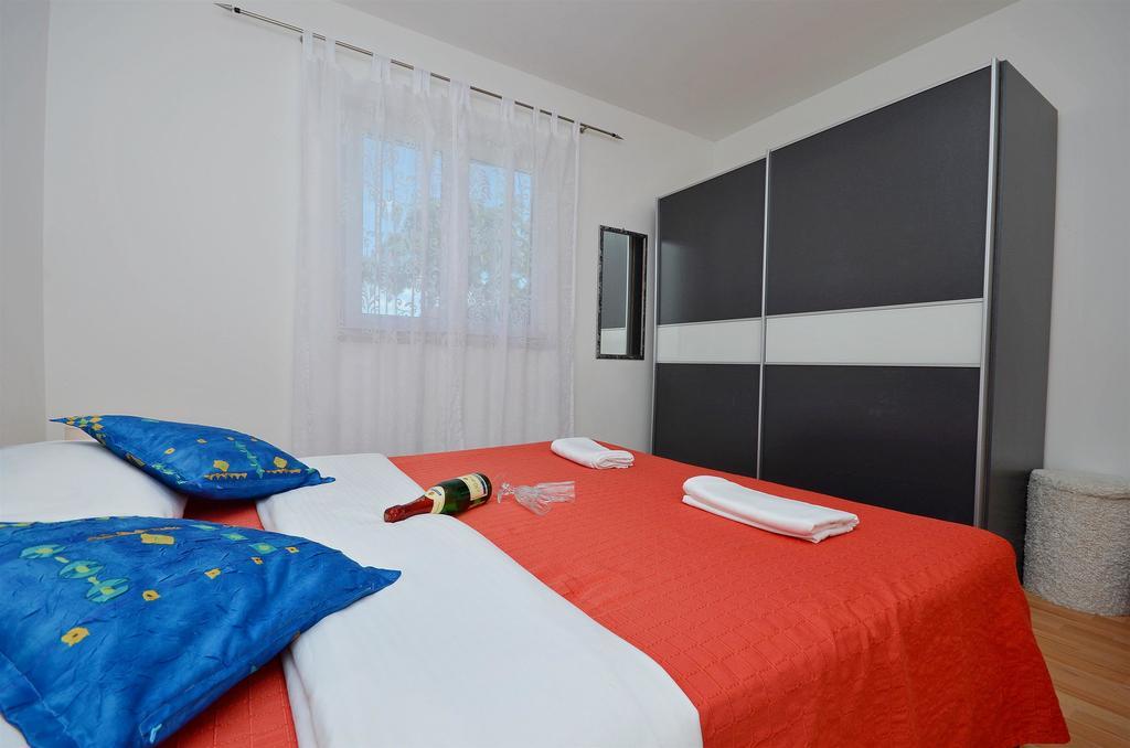 Apartments Danica Vodice Esterno foto