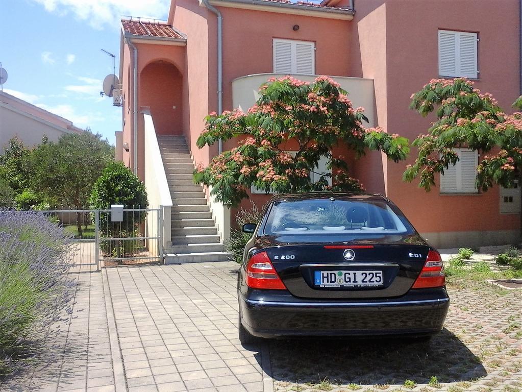 Apartments Danica Vodice Esterno foto