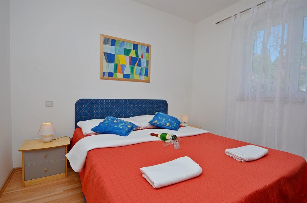 Apartments Danica Vodice Esterno foto